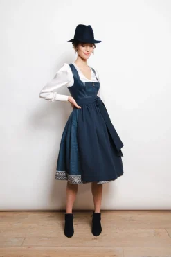 SPORTALM Dirndl*Dirndl aus Kunstleder und zusätzlichem Gürtel