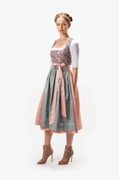 SPORTALM Dirndl*Dirndl im Salzburger Stil