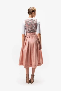 SPORTALM Dirndl*Dirndl im Salzburger Stil