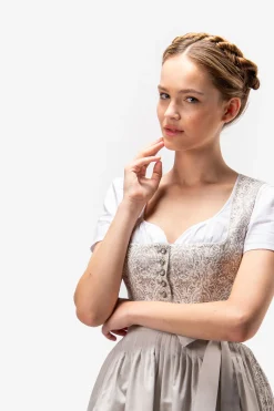 SPORTALM Dirndl*Klassisches Dirndl mit floralem Muster