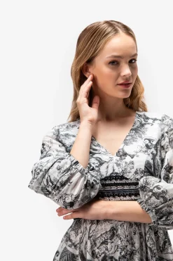 SPORTALM Kleider*Kleid mit V-Ausschnitt